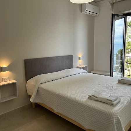 Mira Taormina Rooms Экстерьер фото